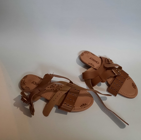 Girls Strappy Sandals, Size 3 - Picture 1 of 3